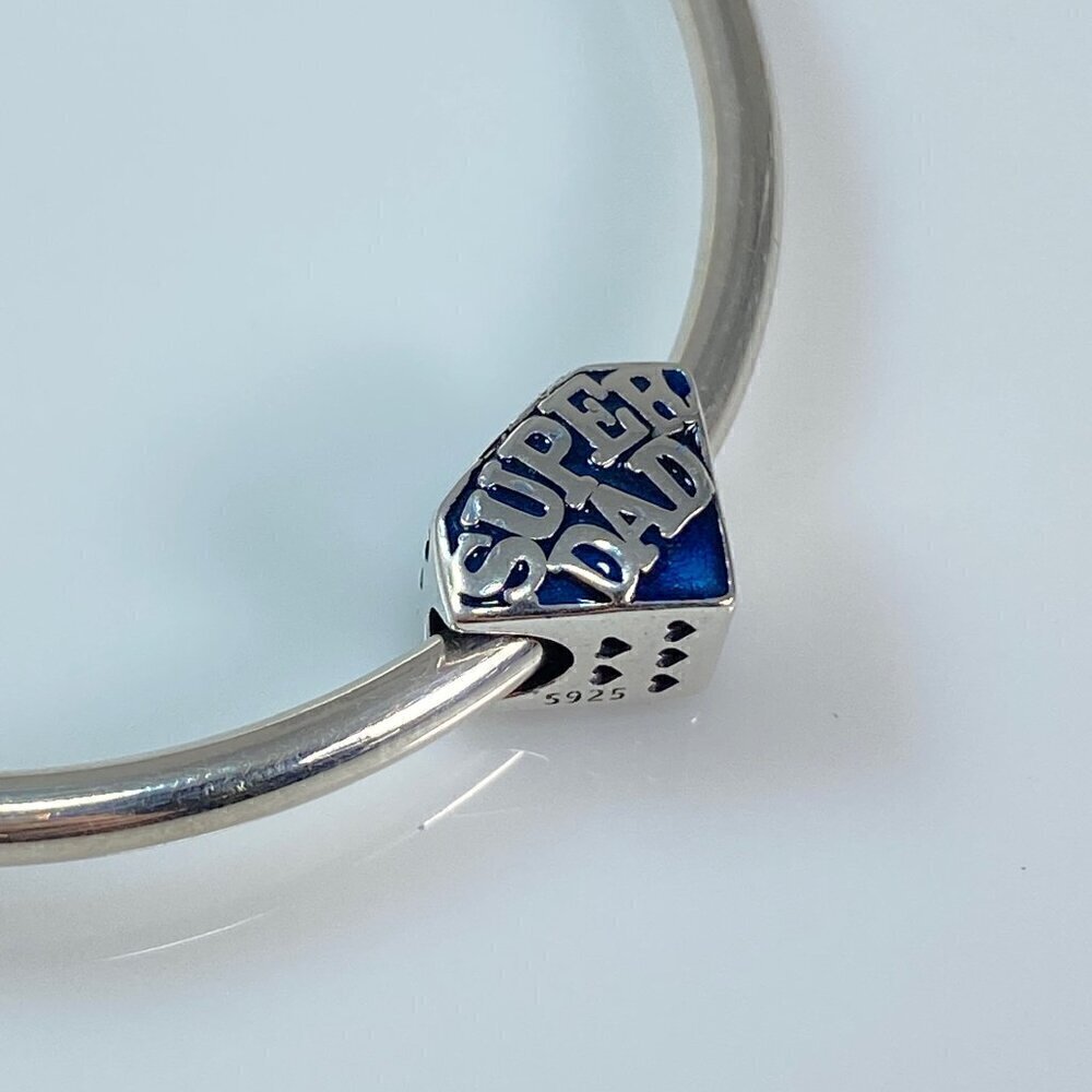 Super Dad Charm - Picture 3 of 12
